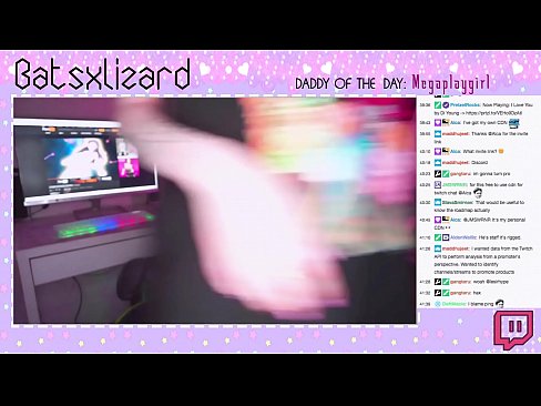 ❤️ ゲーマーがストリームをオフにするのを忘れて、生放送で潮を吹く ❌ ファッキングビデオ ❌️❤